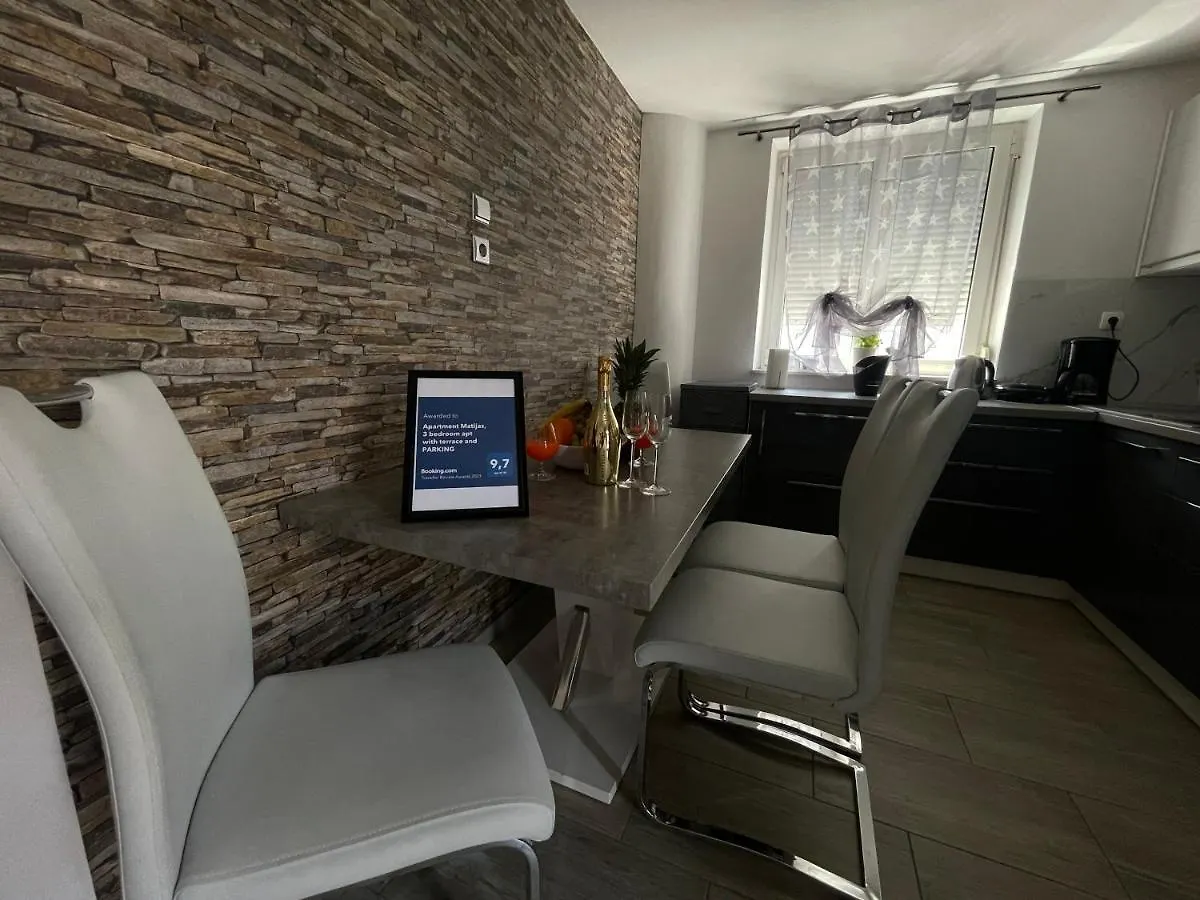 Apartment Matijas, 3 Bedroom Apt With Terrace And Parking Сплит Хорватия