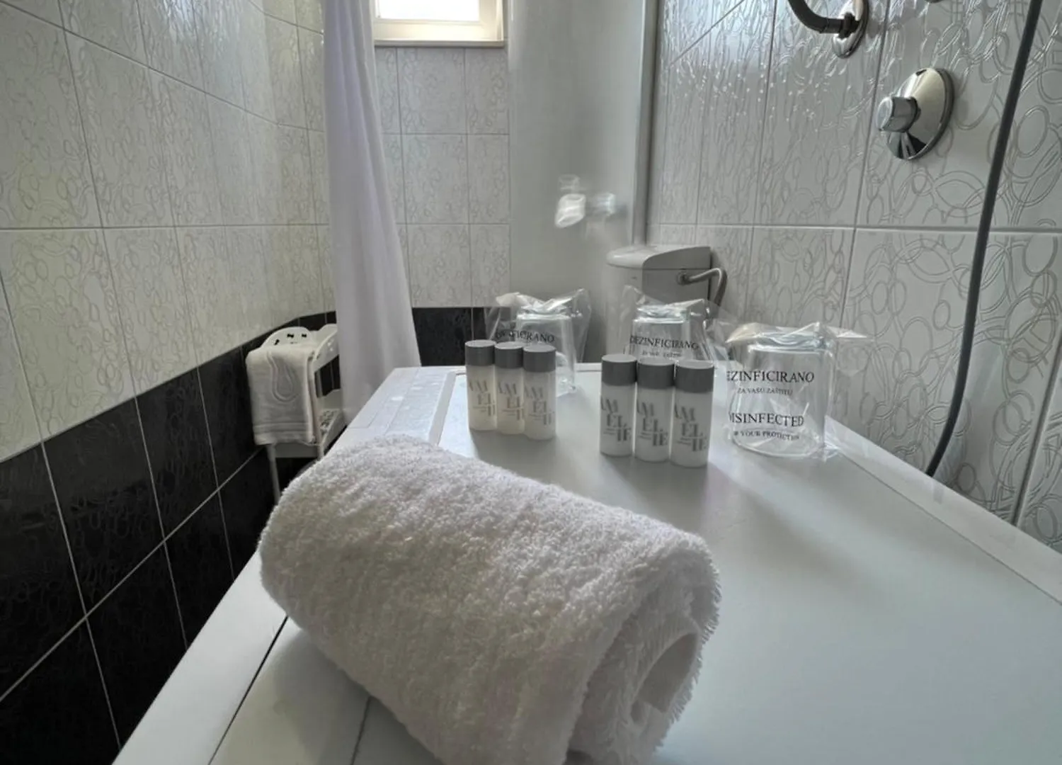 Apartment Matijas, 3 Bedroom Apt With Terrace And Parking Split
