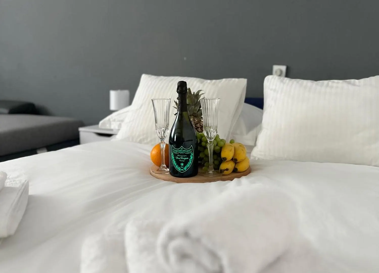 Apartment Matijas, 3 Bedroom Apt With Terrace And Parking Сплит